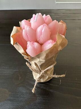 SOLD -Pink Tulip Bouquet Candle - Home Accent